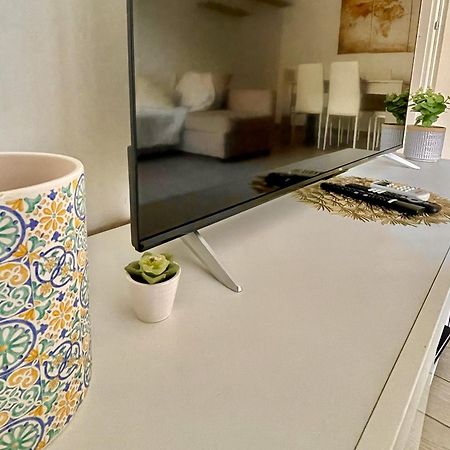 Domus Laterani By Jfm - Comfortable Apartment Big Terrace Colosseo Roma Exterior foto