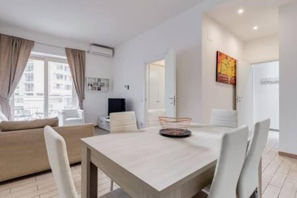 Domus Laterani By Jfm - Comfortable Apartment Big Terrace Colosseo Roma Exterior foto