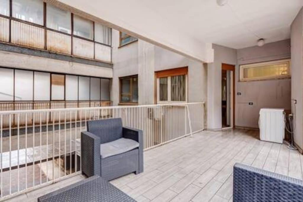 Domus Laterani By Jfm - Comfortable Apartment Big Terrace Colosseo Roma Exterior foto