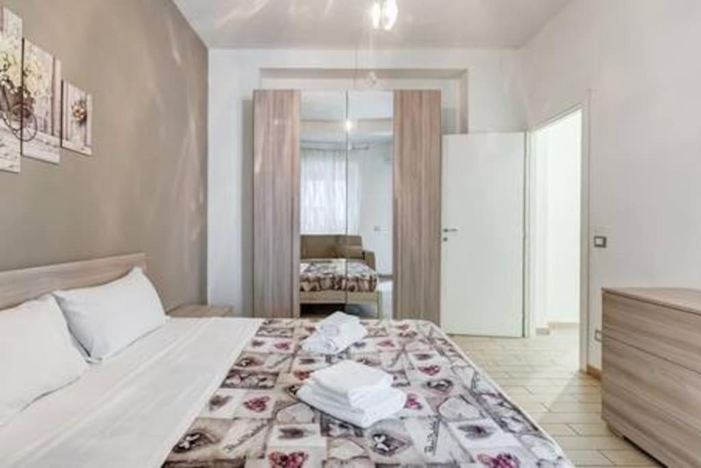 Domus Laterani By Jfm - Comfortable Apartment Big Terrace Colosseo Roma Exterior foto