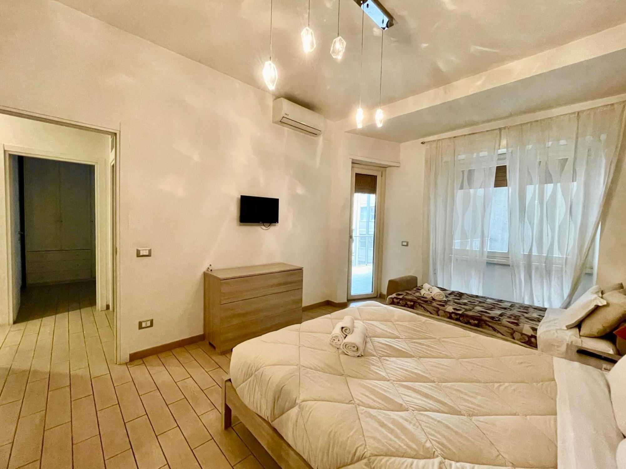 Domus Laterani By Jfm - Comfortable Apartment Big Terrace Colosseo Roma Exterior foto