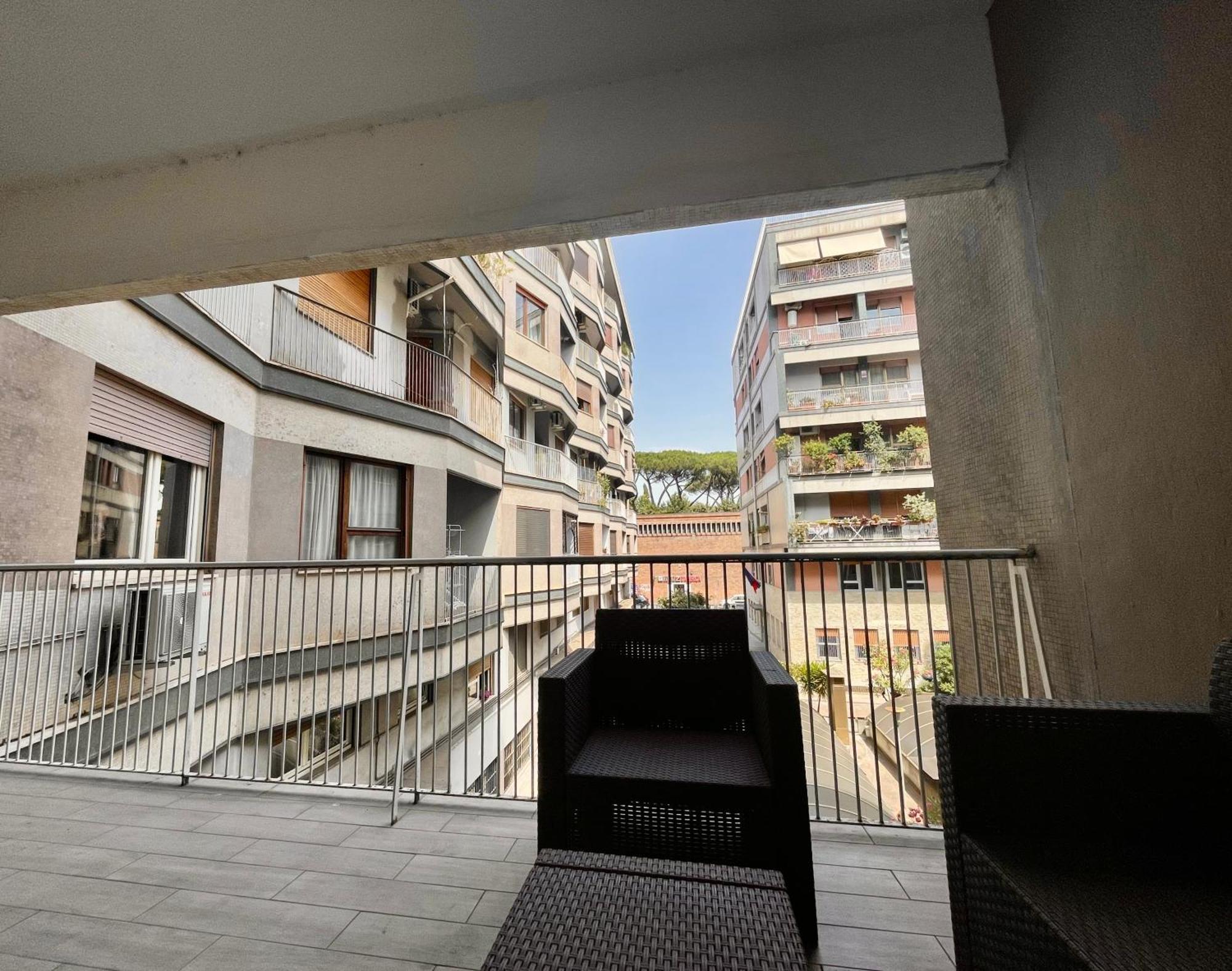Domus Laterani By Jfm - Comfortable Apartment Big Terrace Colosseo Roma Exterior foto